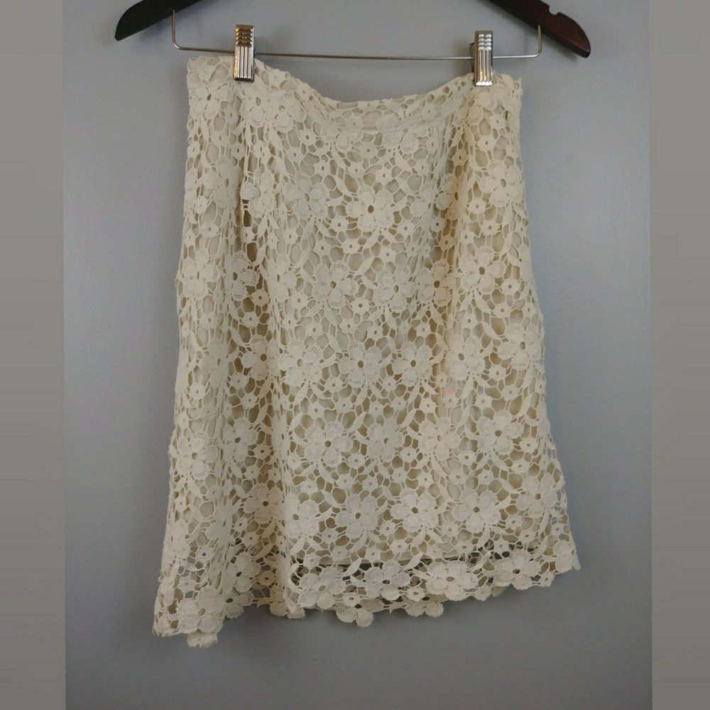 4 Love and Liberty pretty silk crochet skirt